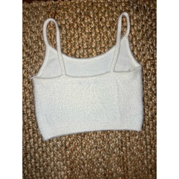 Kendall +  Kyle Fuzzy White Tank Top Size L NWOT - Picture 7 of 7